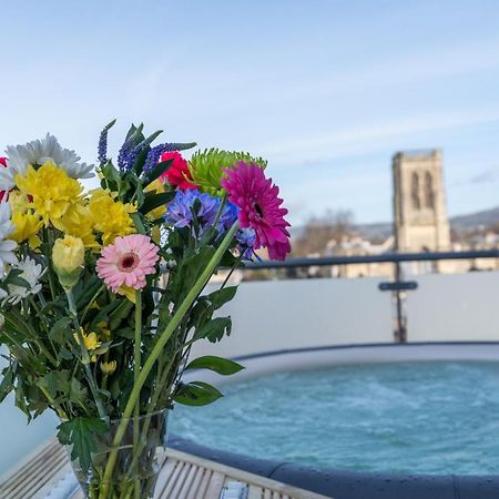 Central Penthouse With Hot Tub & Views 22 Cheltenham Exterior foto