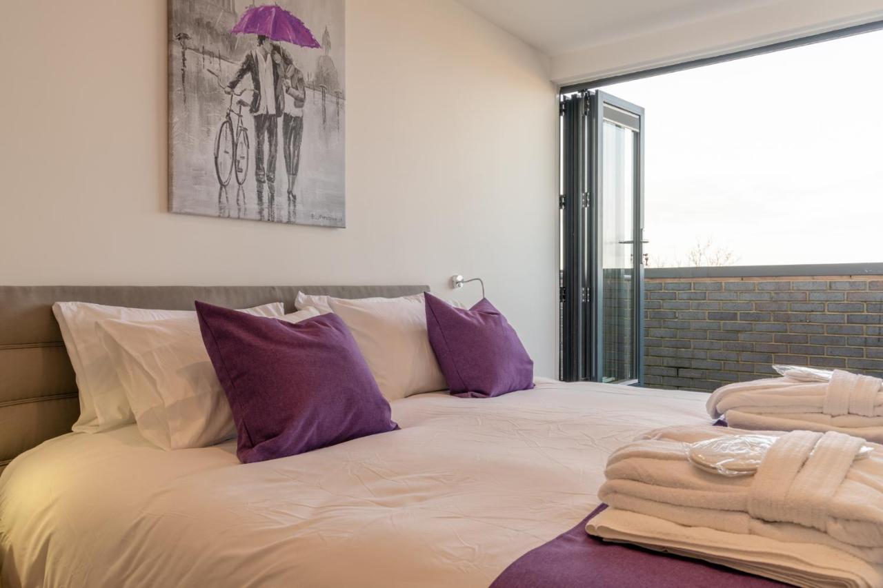 Central Penthouse With Hot Tub & Views 22 Cheltenham Exterior foto